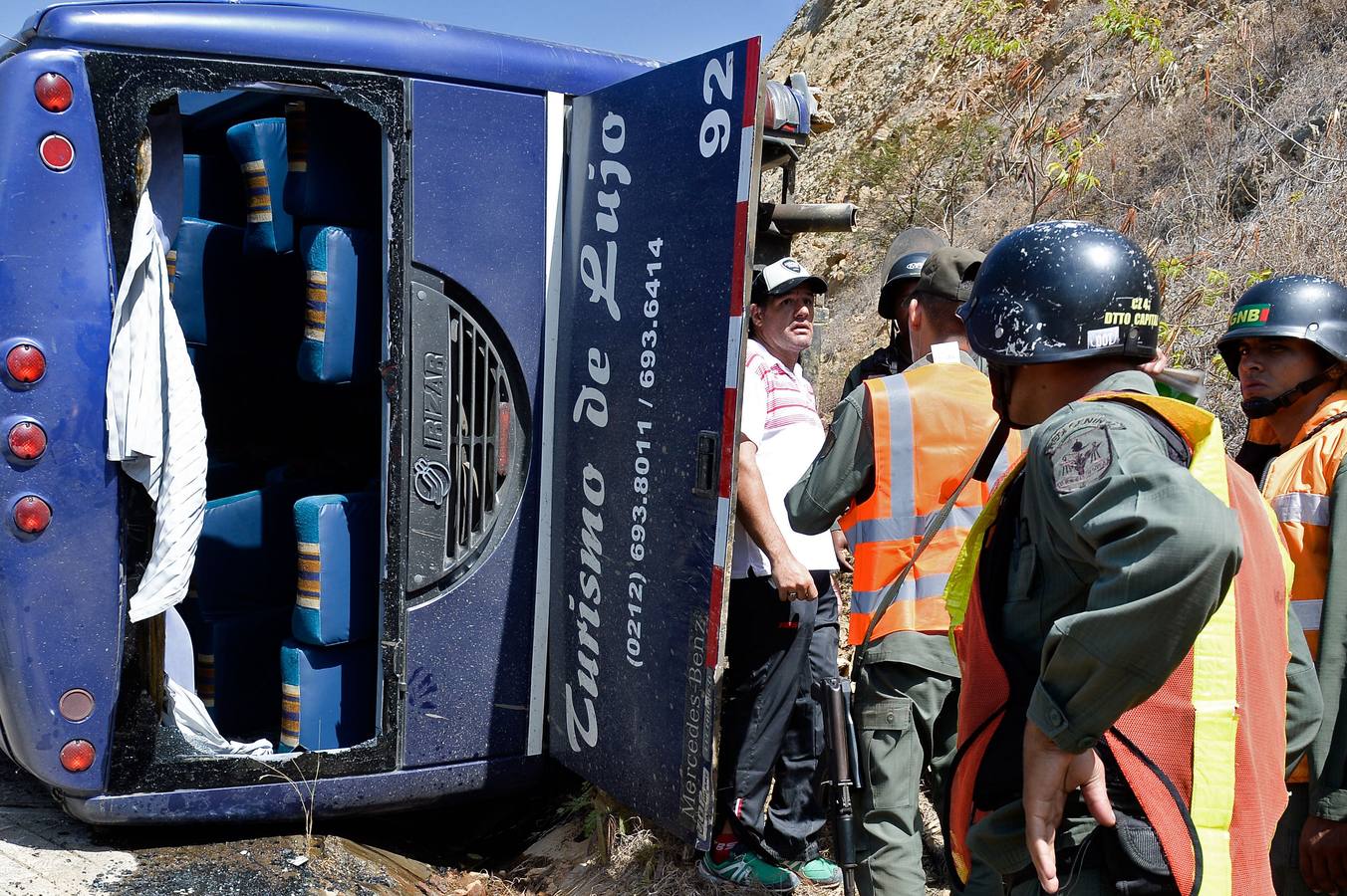 Así quedó el autobús del Huracán tras el brutal accidente