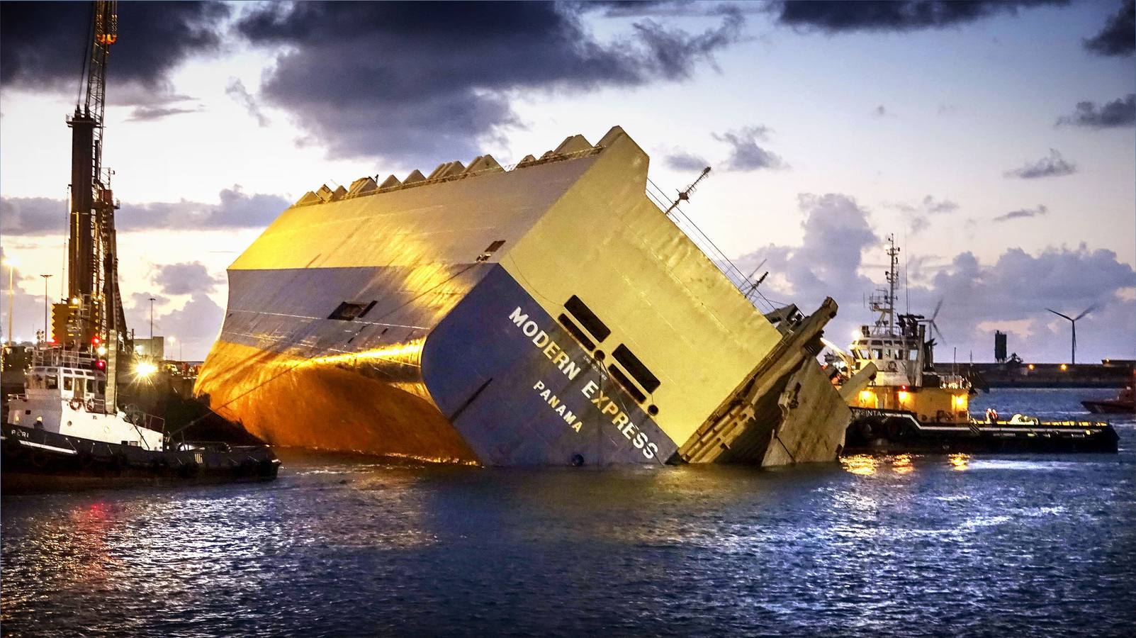 Así ha sido el recorrido del &#039;Modern Express&#039; hasta quedar &#039;enderezado&#039; en el Puerto de Bilbao