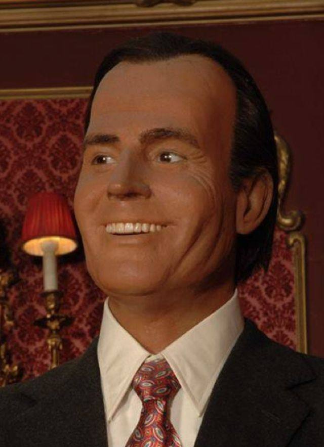 El cantante Julio Iglesias.