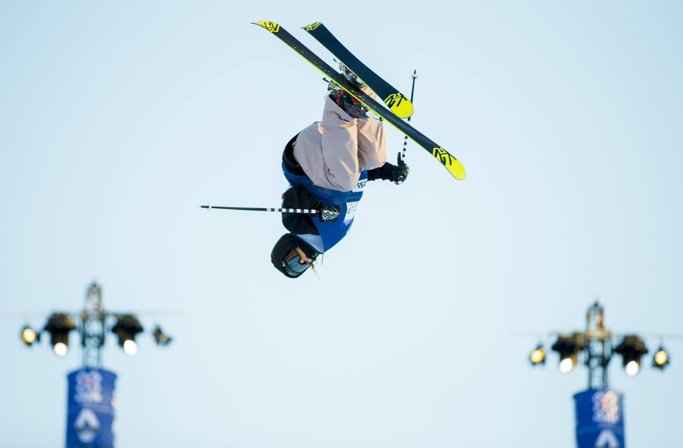 De la nieve al cielo en el Superpipe de Oslo