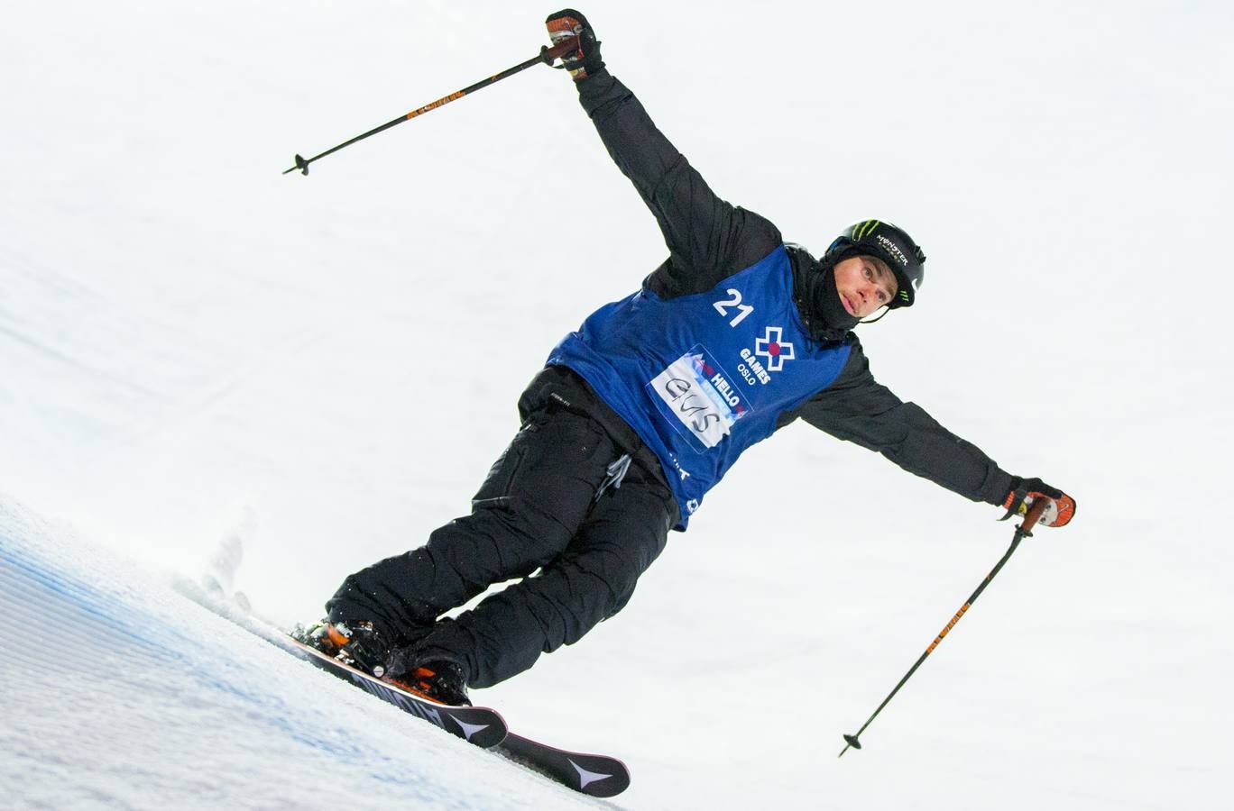 De la nieve al cielo en el Superpipe de Oslo