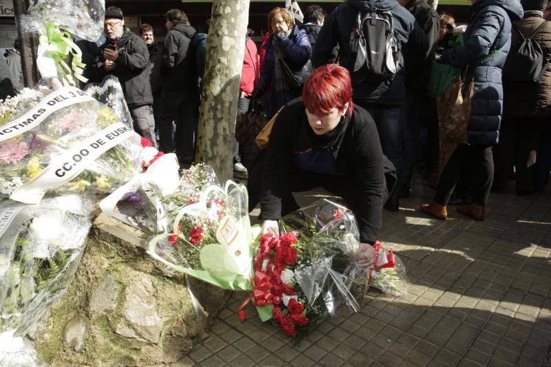 Homenaje a las víctimas del Tres de Marzo en Zaramaga