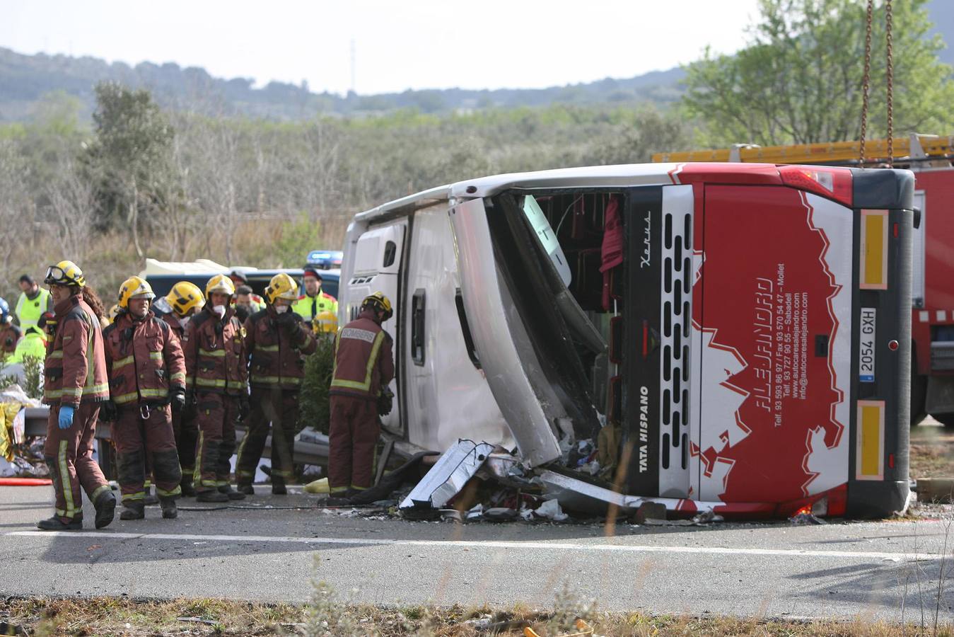 Trece personas mueren en un accidente de autobús en Tarragona