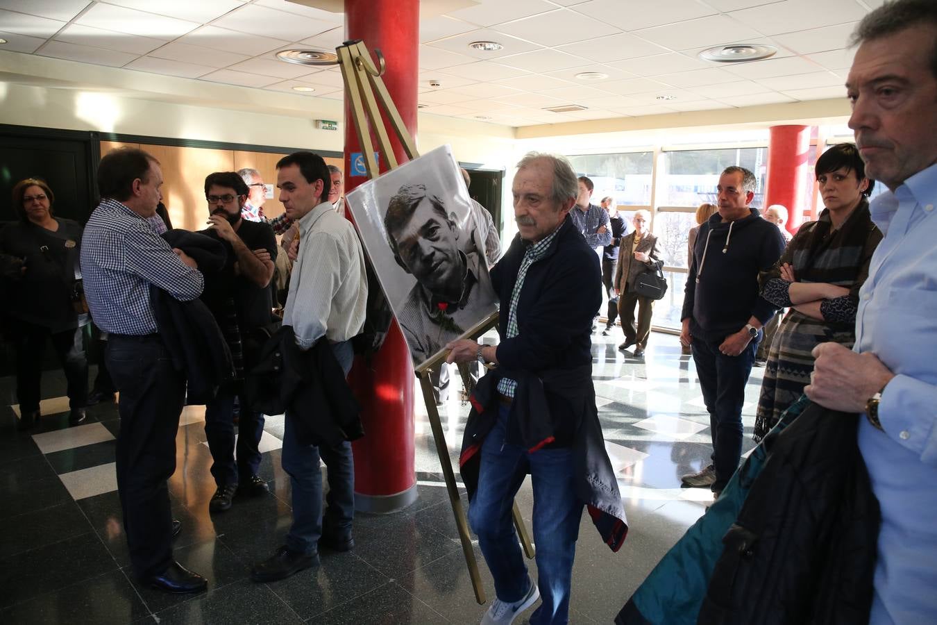 Adiós entre camaradas y compañeros