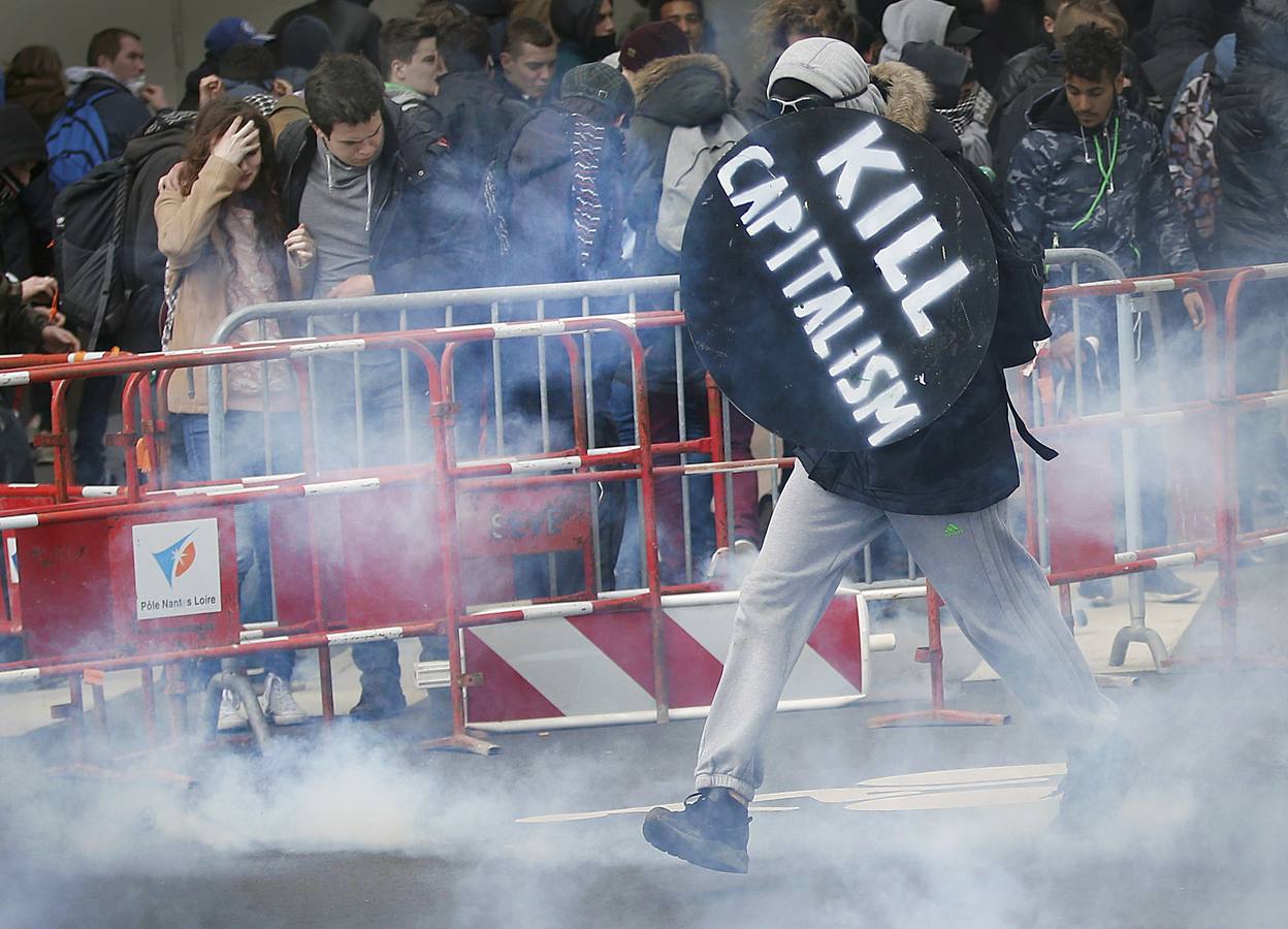 Graves disturbios en Francia en las protestas contra la reforma laboral