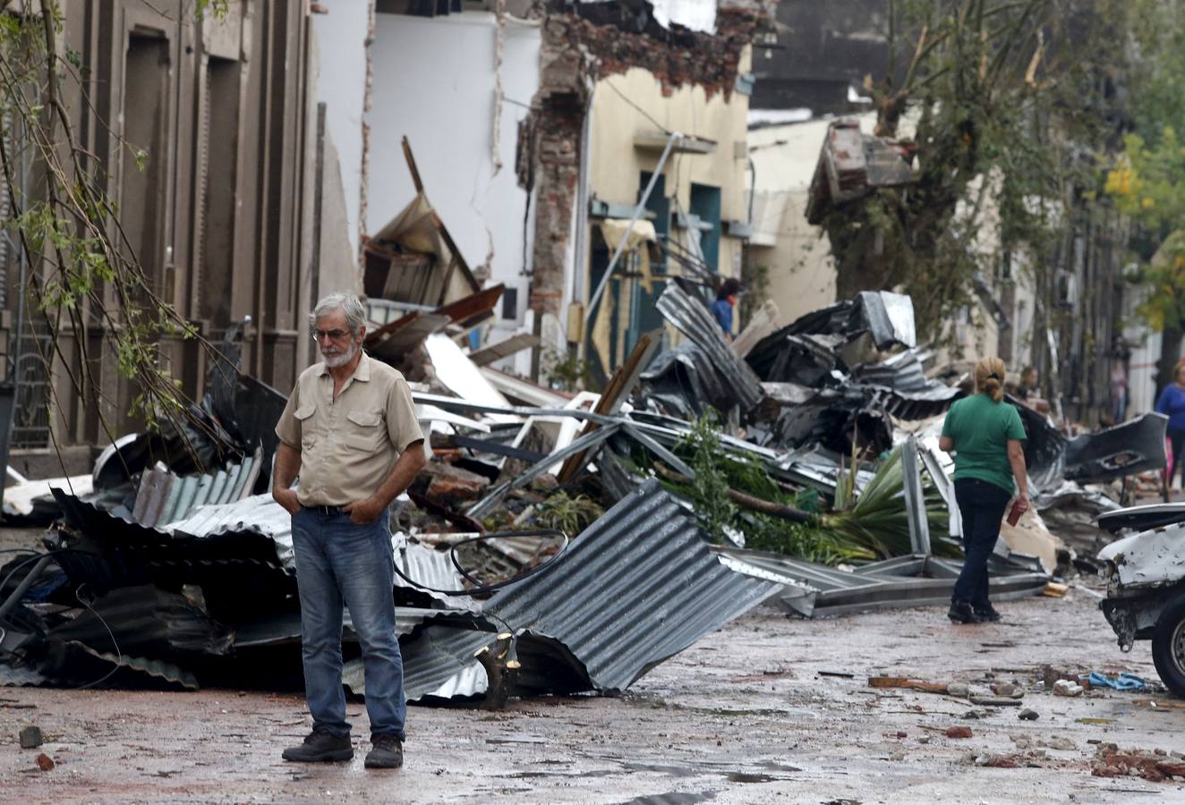 Dolores (Uruguay) tras el tornado: «Es una zona de guerra»