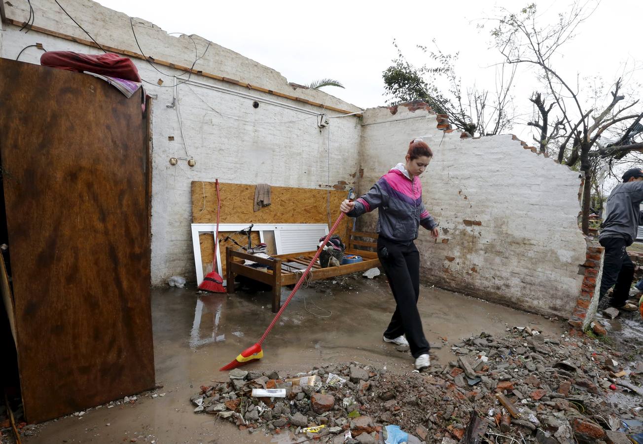 Dolores (Uruguay) tras el tornado: «Es una zona de guerra»