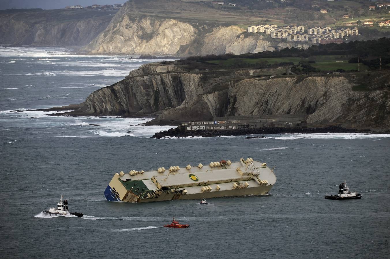 Primeras imágenes del interior del carguero &#039;Modern Express&#039;