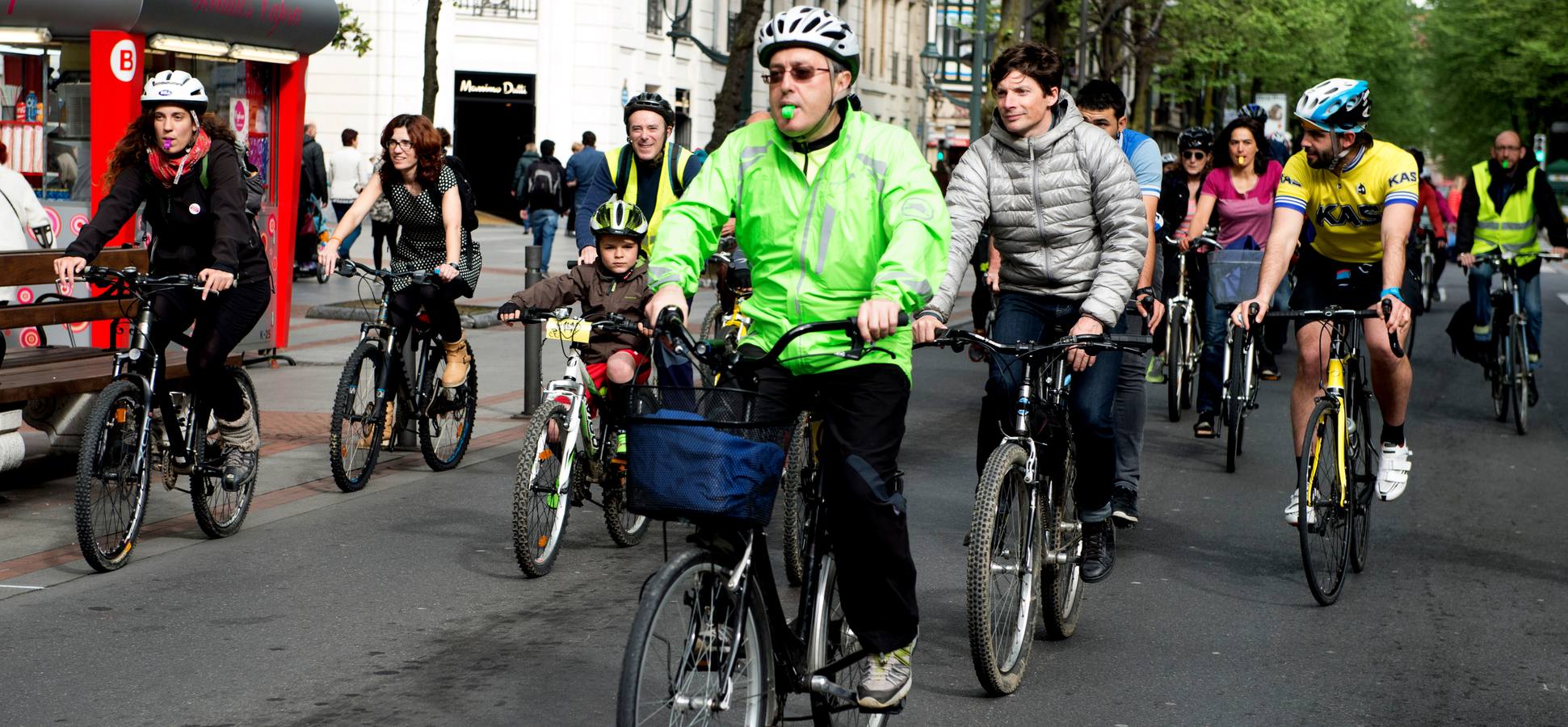Demandan un carril bici en la Margen Derecha que conecte a los vecinos con Bilbao