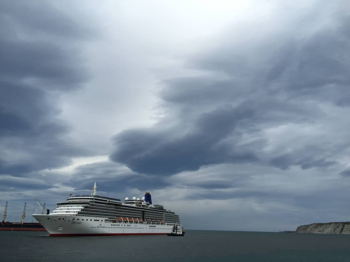 Cerca de 5.000 cruceristas llegan a Getxo