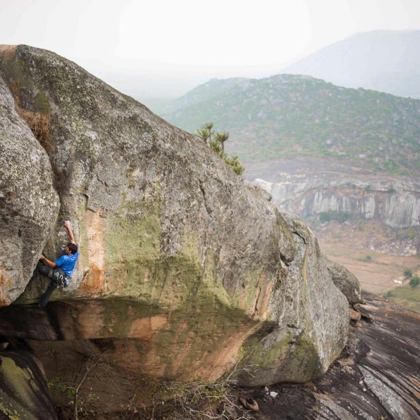 ¿Genialidad o temeridad? No hay reto imposible para Honnold, un escalador sin cuerda