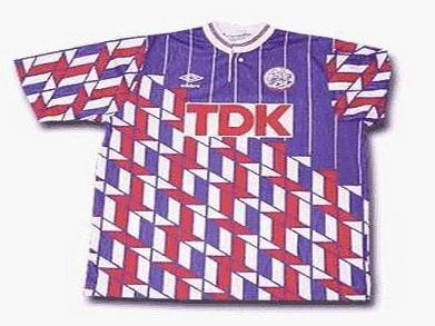 Las camisetas más cantosas del futbol