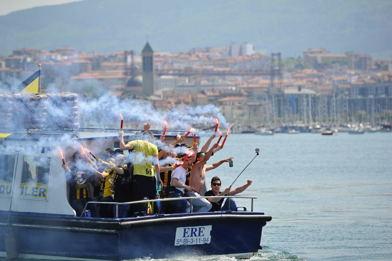 La afición se vuelca con el derbi