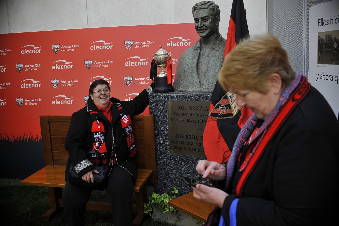 La afición se vuelca con el derbi
