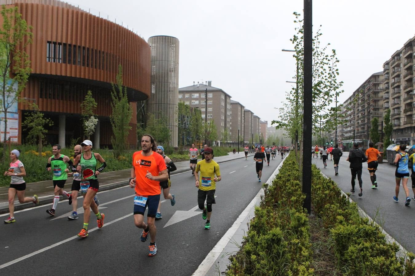 Maratón Martín Fiz a su paso por El Boulevard y la Avenida