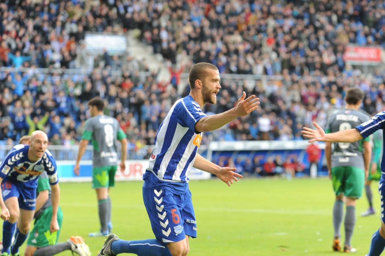 Las mejores imágenes del Alavés-Ponferradina