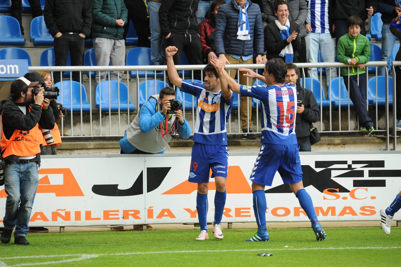 Las mejores imágenes del Alavés-Ponferradina