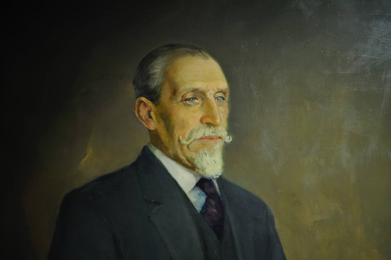 Eduardo Victoria de Lecea fue alcalde en tres periodos: del 1 de enero de 1867 al 19 de octubre de 1868; del 1 de julio de 1881 al 30 de junio de 1883 y del 1 de julio 1883 al 30 de junio de 1885.