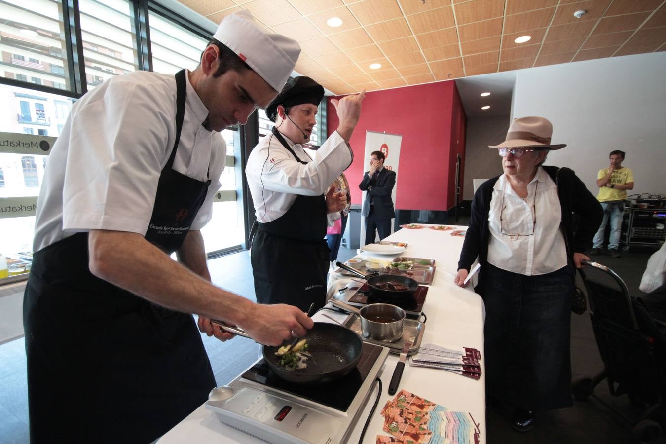 Show cooking en el mercado de La Ribera