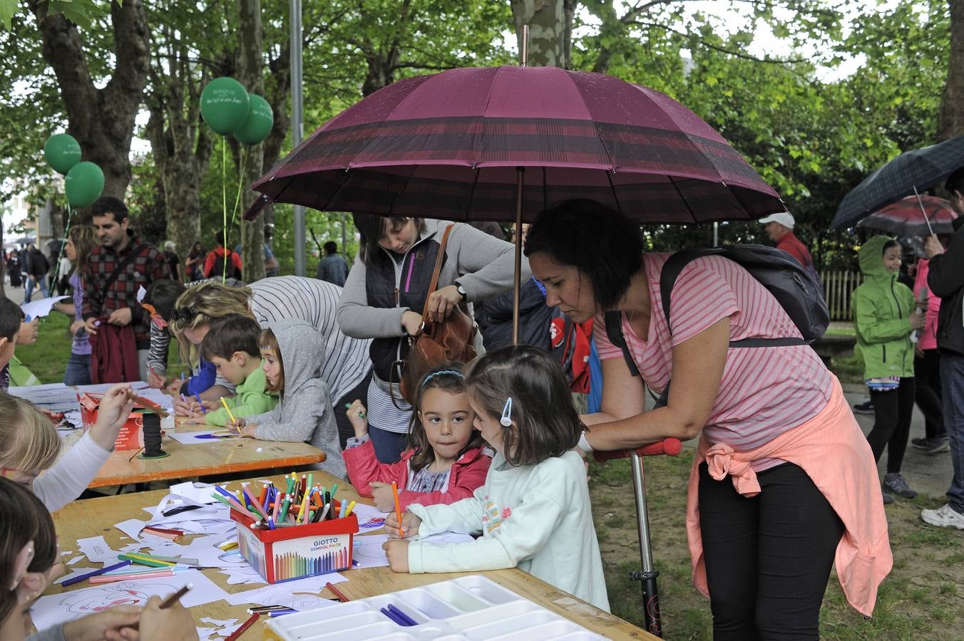 Durango se llena de euskaltzales para disfrutar del Ibilaldia
