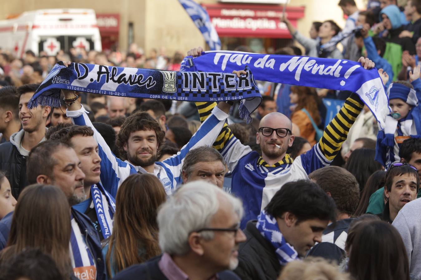 Vitoria celebra el ascenso del Alavés