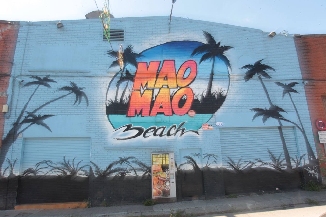 Vista exterior de la discoteca Mao Mao Beach.. 