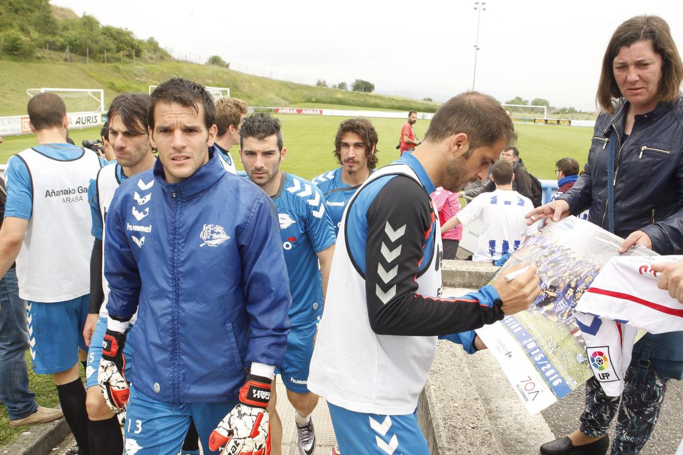 Entrenamiento del Alavés en Ibaia tras el ascenso