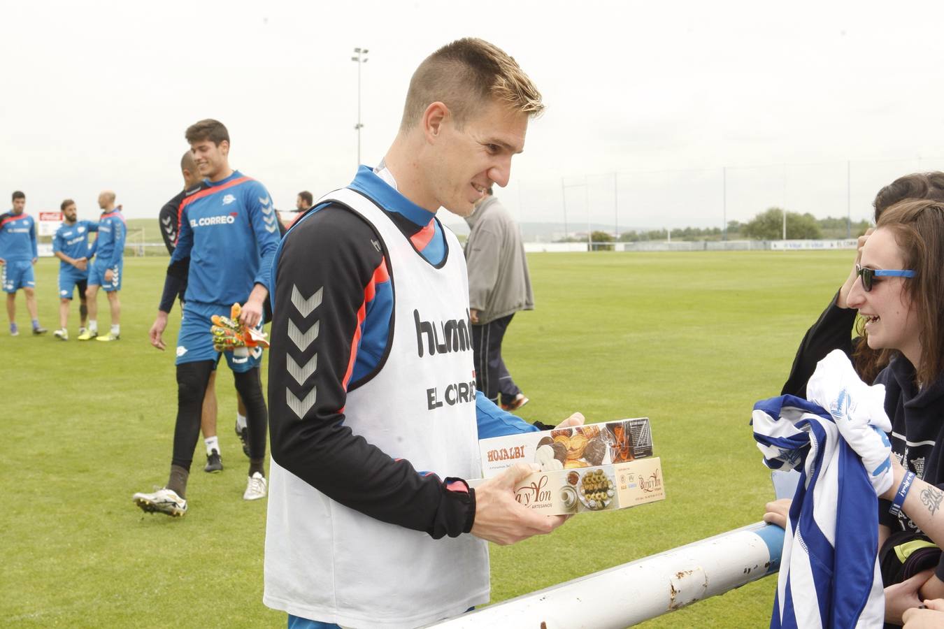 Entrenamiento del Alavés en Ibaia tras el ascenso