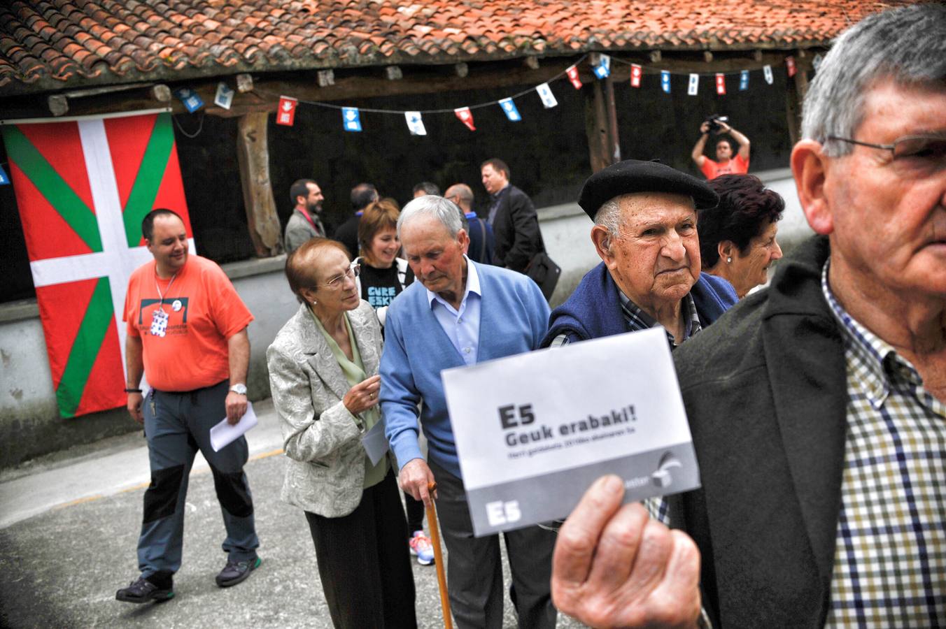 Consulta soberanista organizada por la plataforma ciudadana Gure Esku Dago