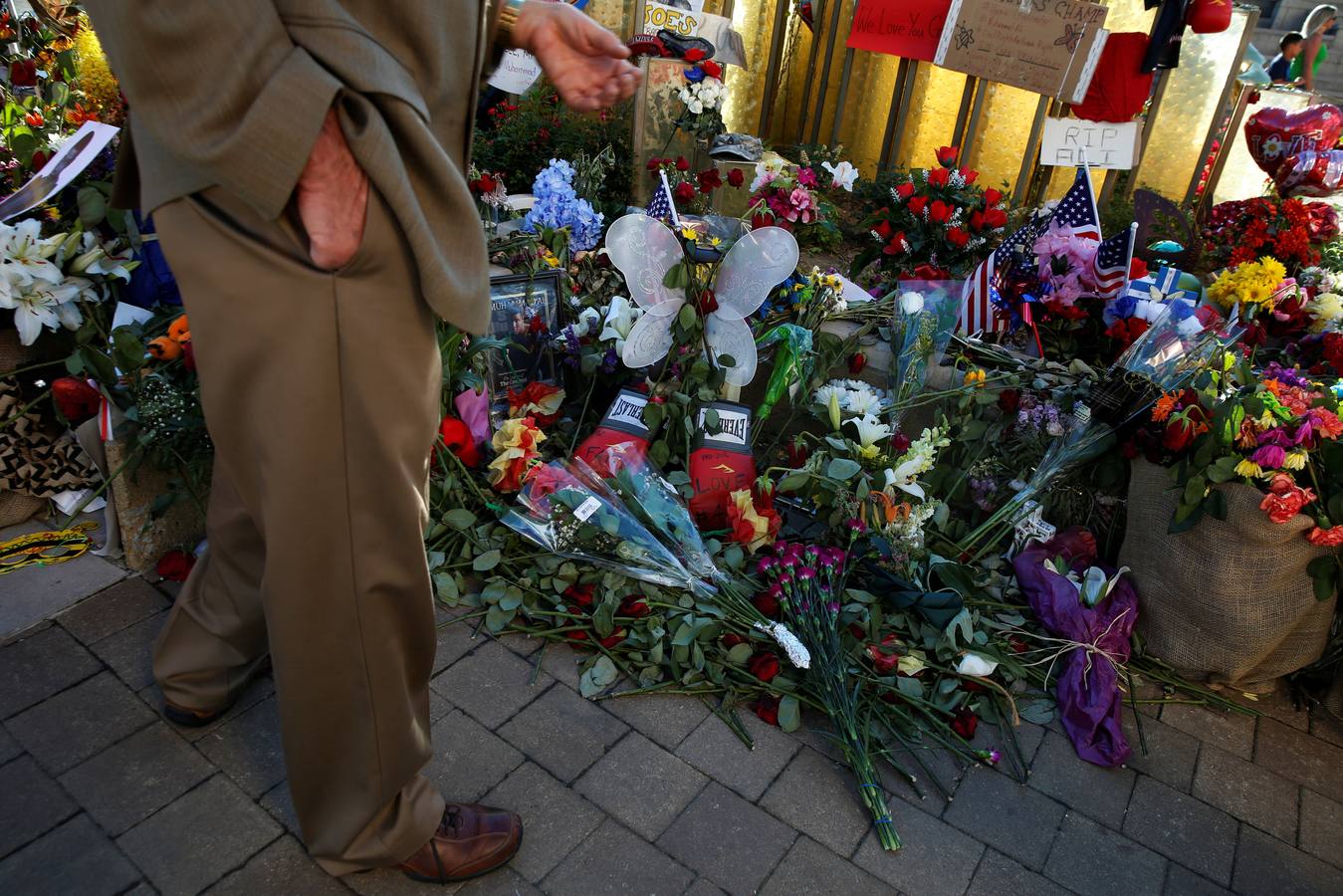 Un adiós multitudinario para Muhammad Ali