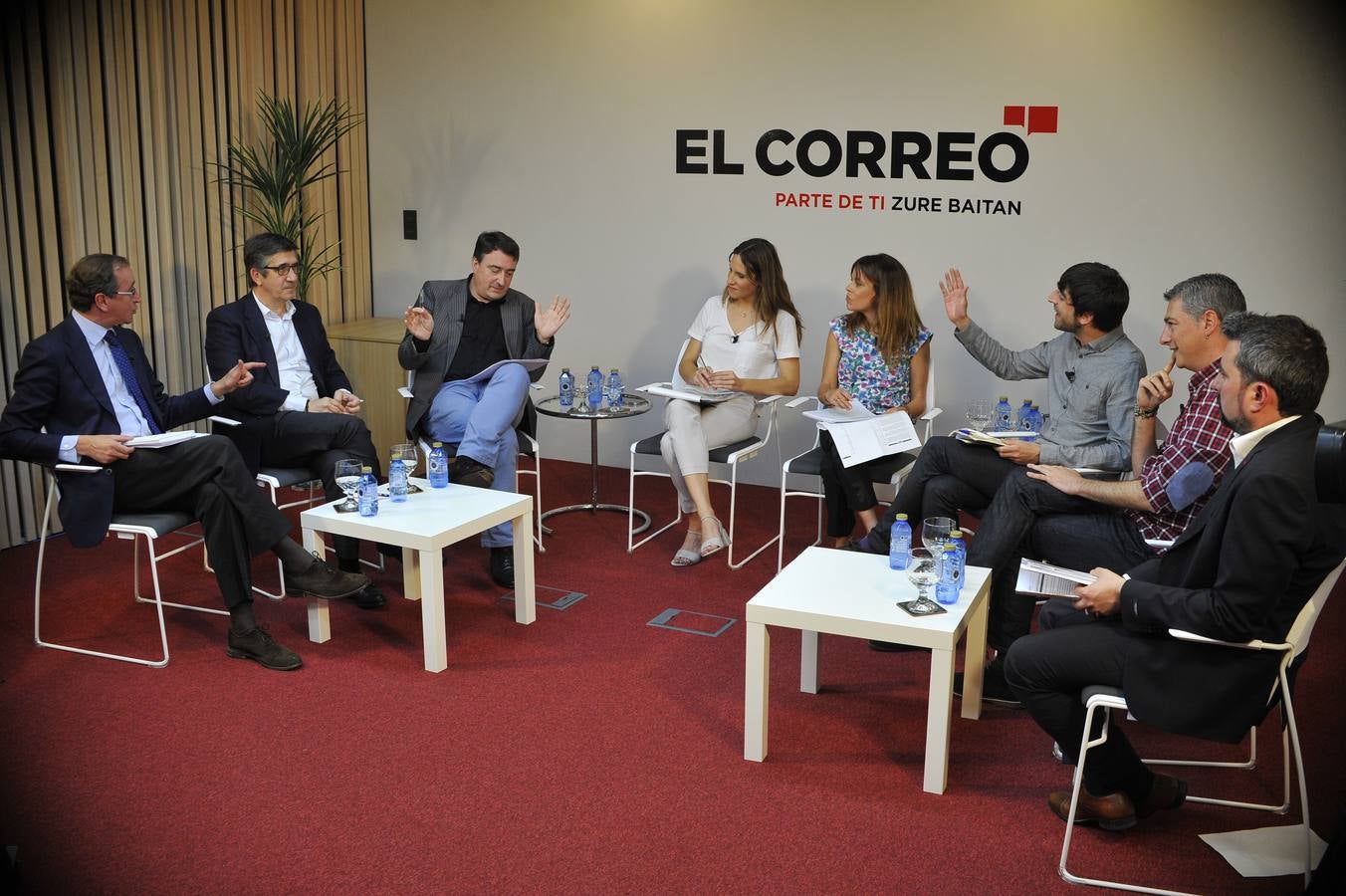 El debate, en imágenes