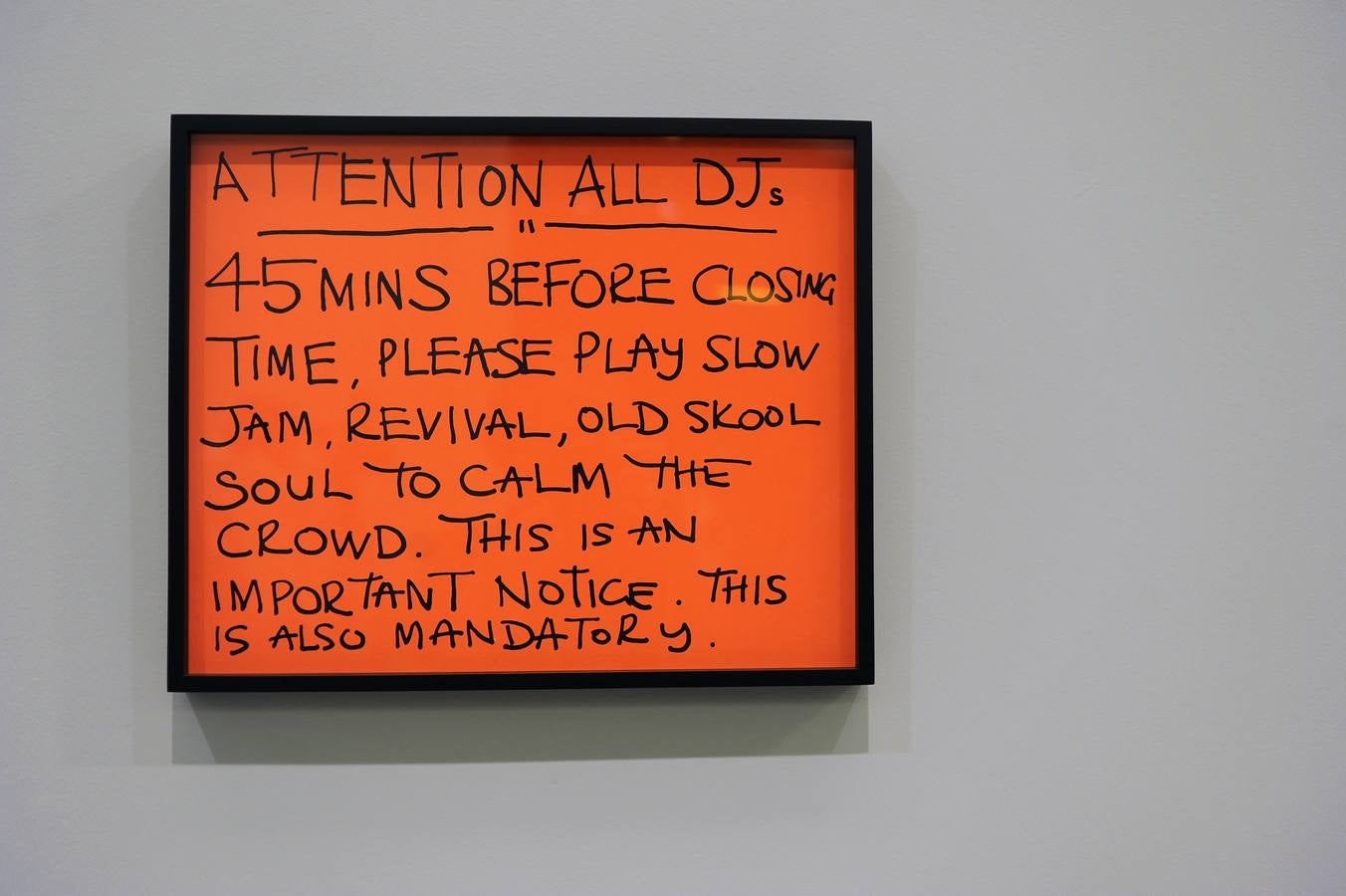 Azkuna Zentroa expone a Deller y los cambios en el Reino Unido