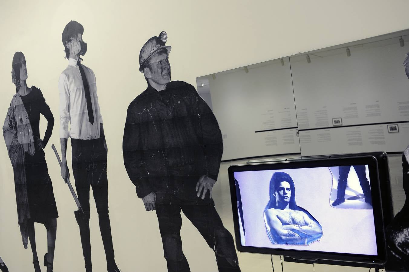 Azkuna Zentroa expone a Deller y los cambios en el Reino Unido