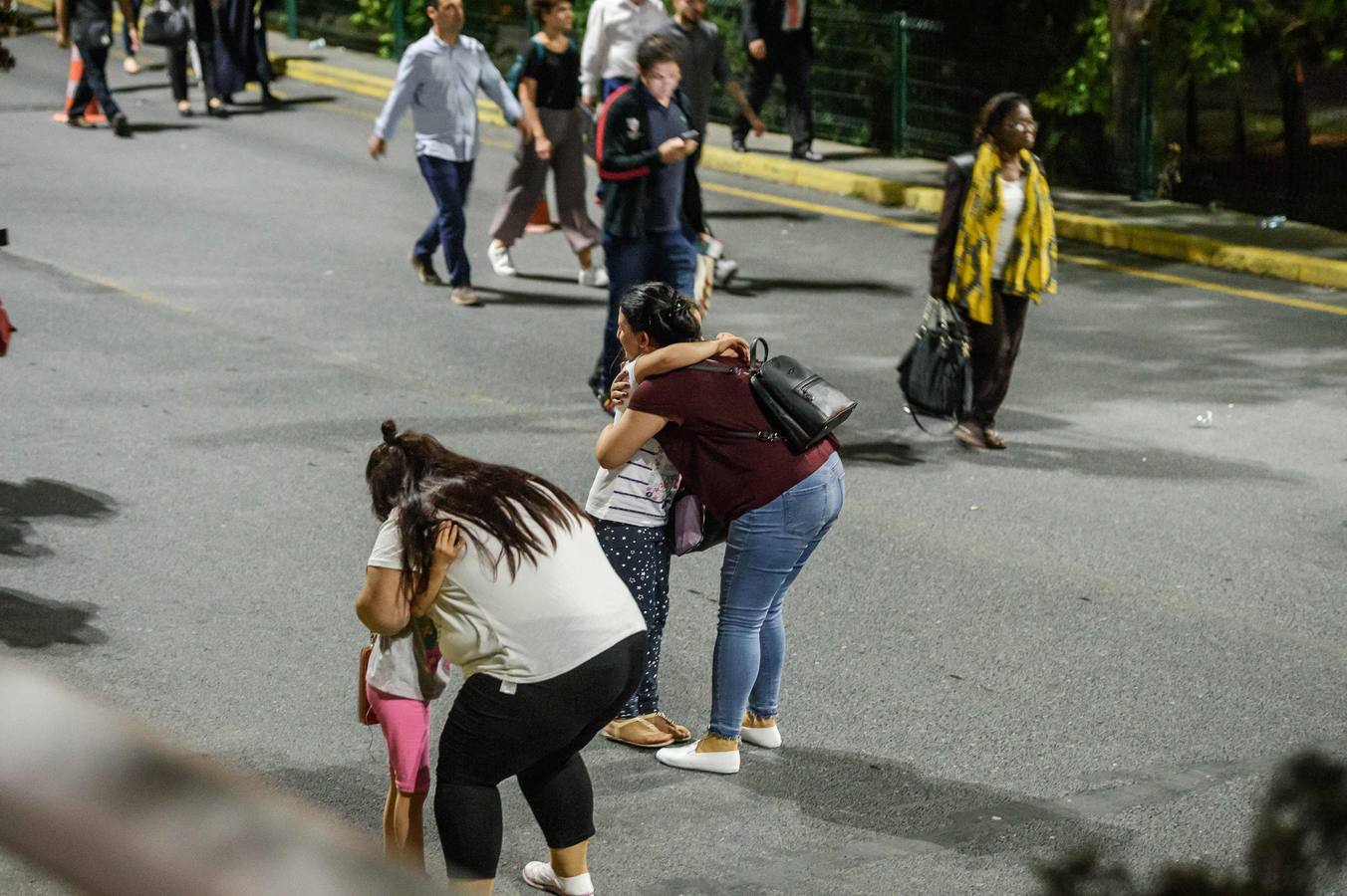 Un atentado en el aeropuerto de Estambul causa decenas de muertos