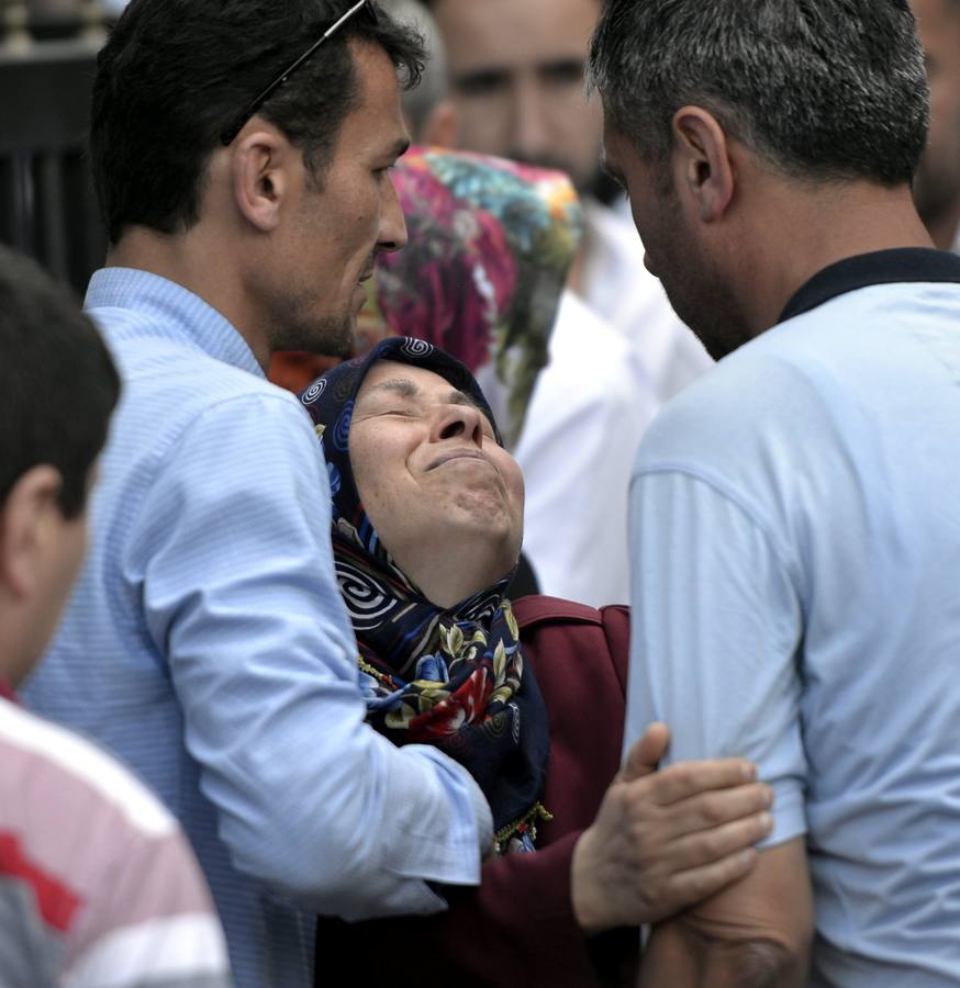 Un atentado en el aeropuerto de Estambul causa decenas de muertos