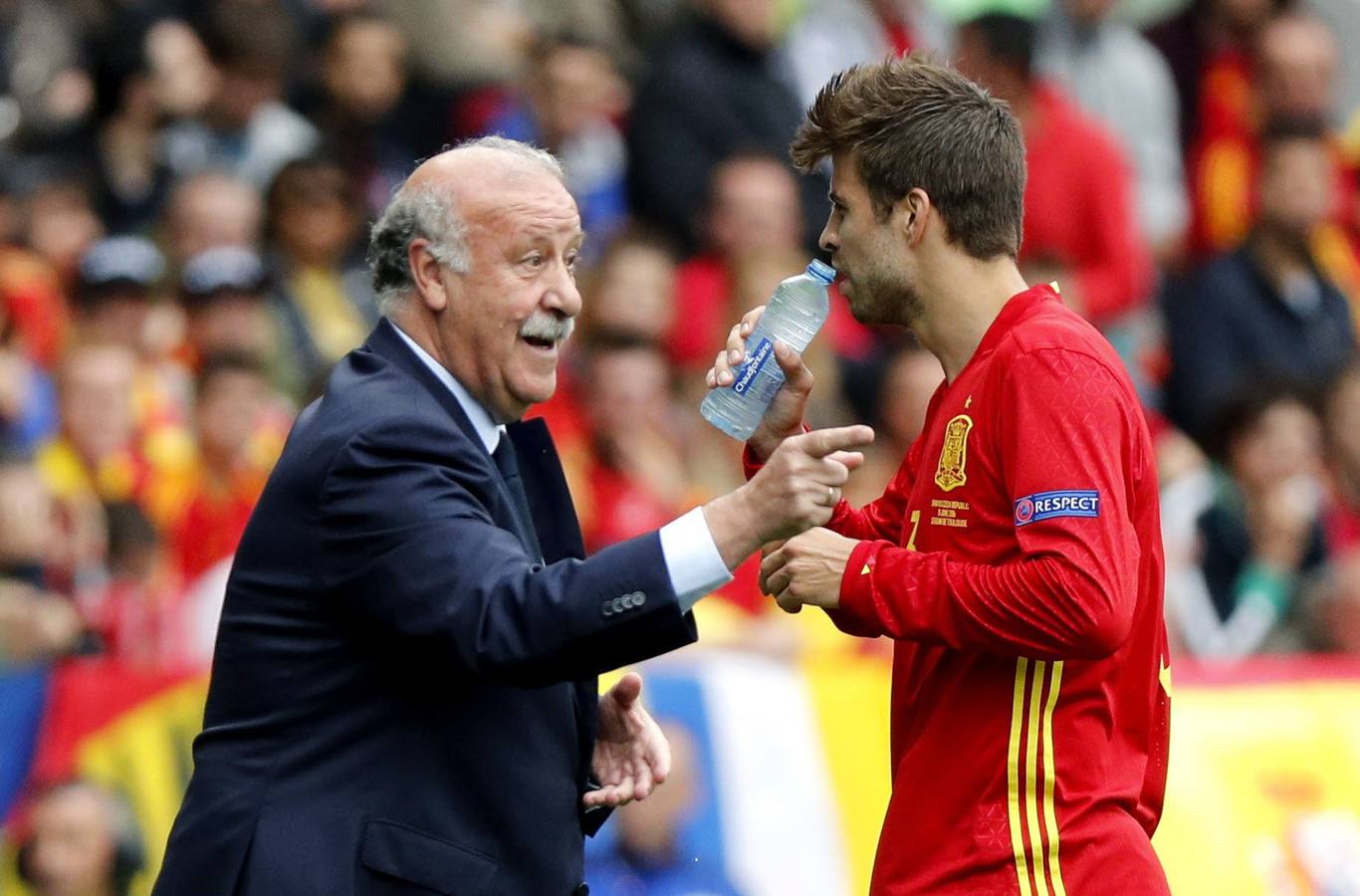 Vicente del Bosque en el primer partido de la Eurocopa 2016 frente a República Checa (13 de junio) donde España ganó 1-0.