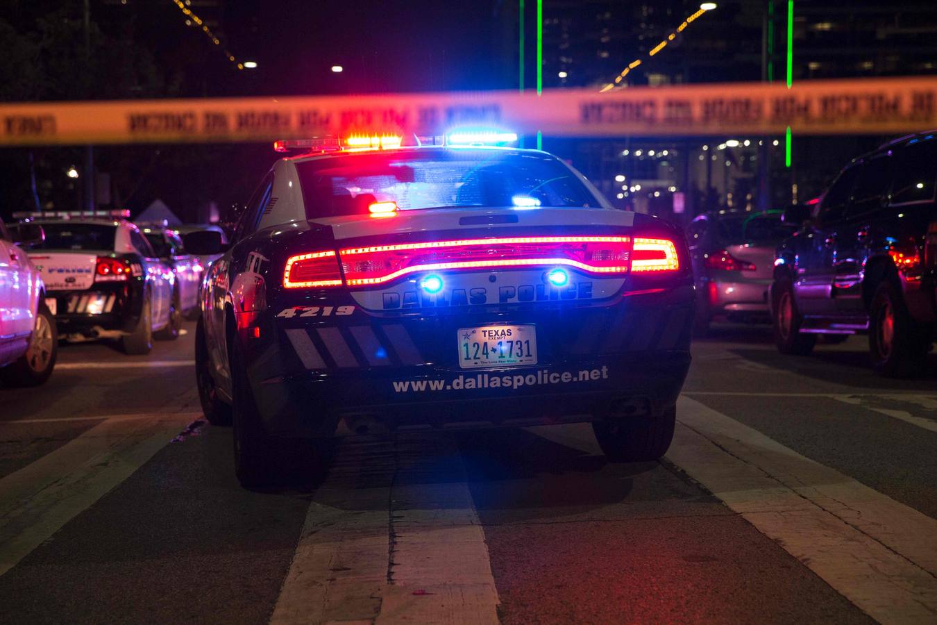 Cuatro policías muertos y siete heridos en Dallas en las protestas contra la violencia policial