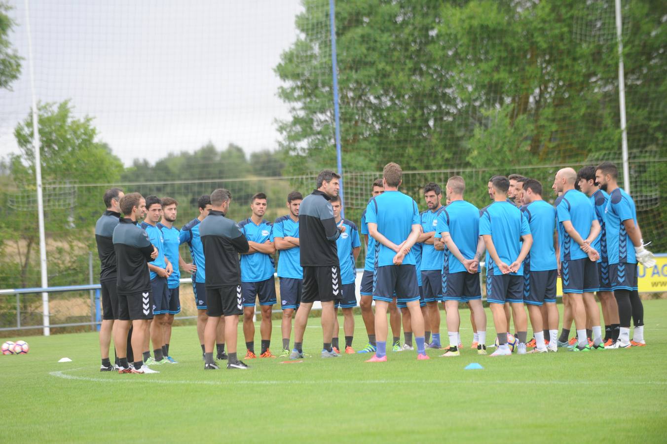 Primer entrenamiento del Alavés esta temporada