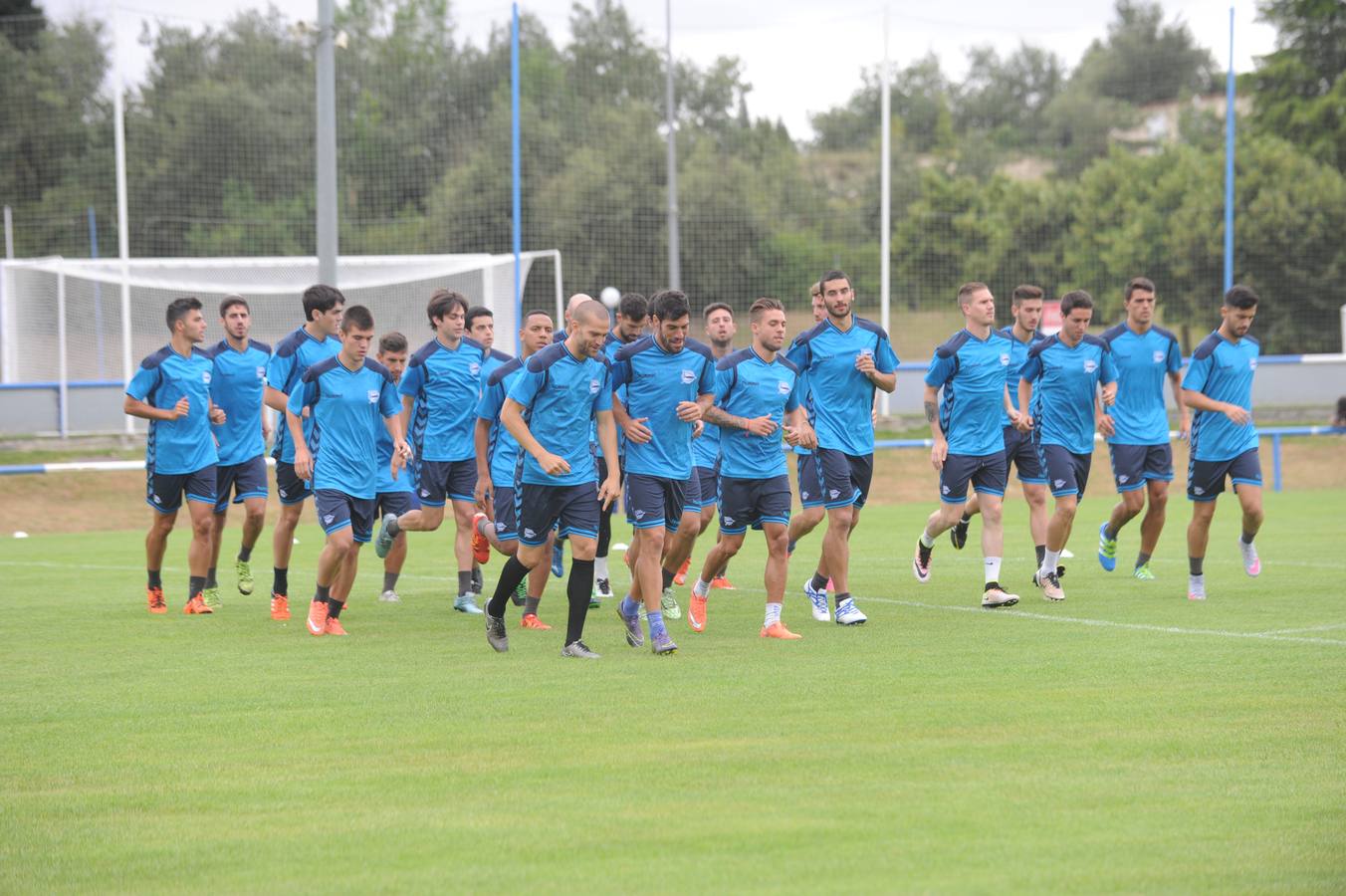 Primer entrenamiento del Alavés esta temporada