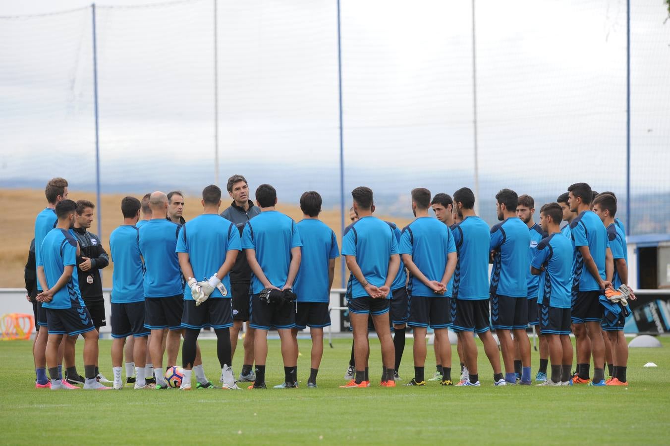 Primer entrenamiento del Alavés esta temporada