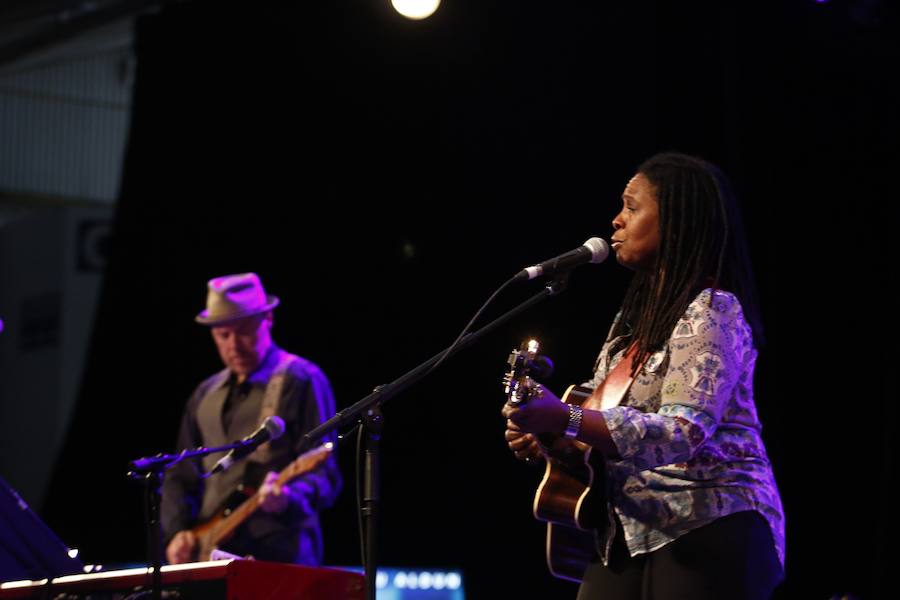 El concierto de Ruthie Foster