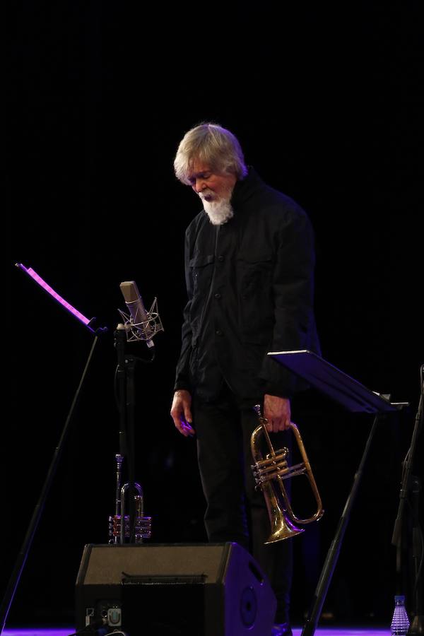 Asistimos al concierto de Tom Harrell Trip