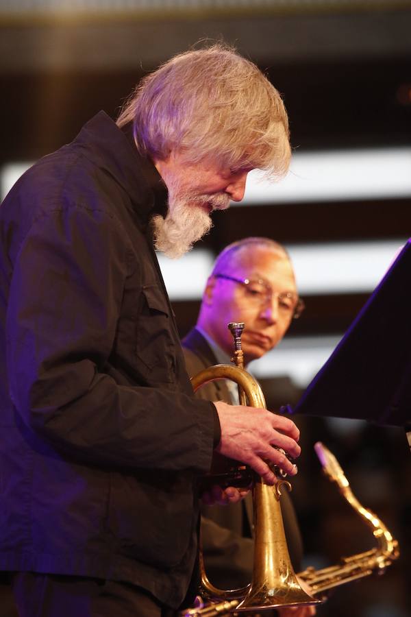 Asistimos al concierto de Tom Harrell Trip