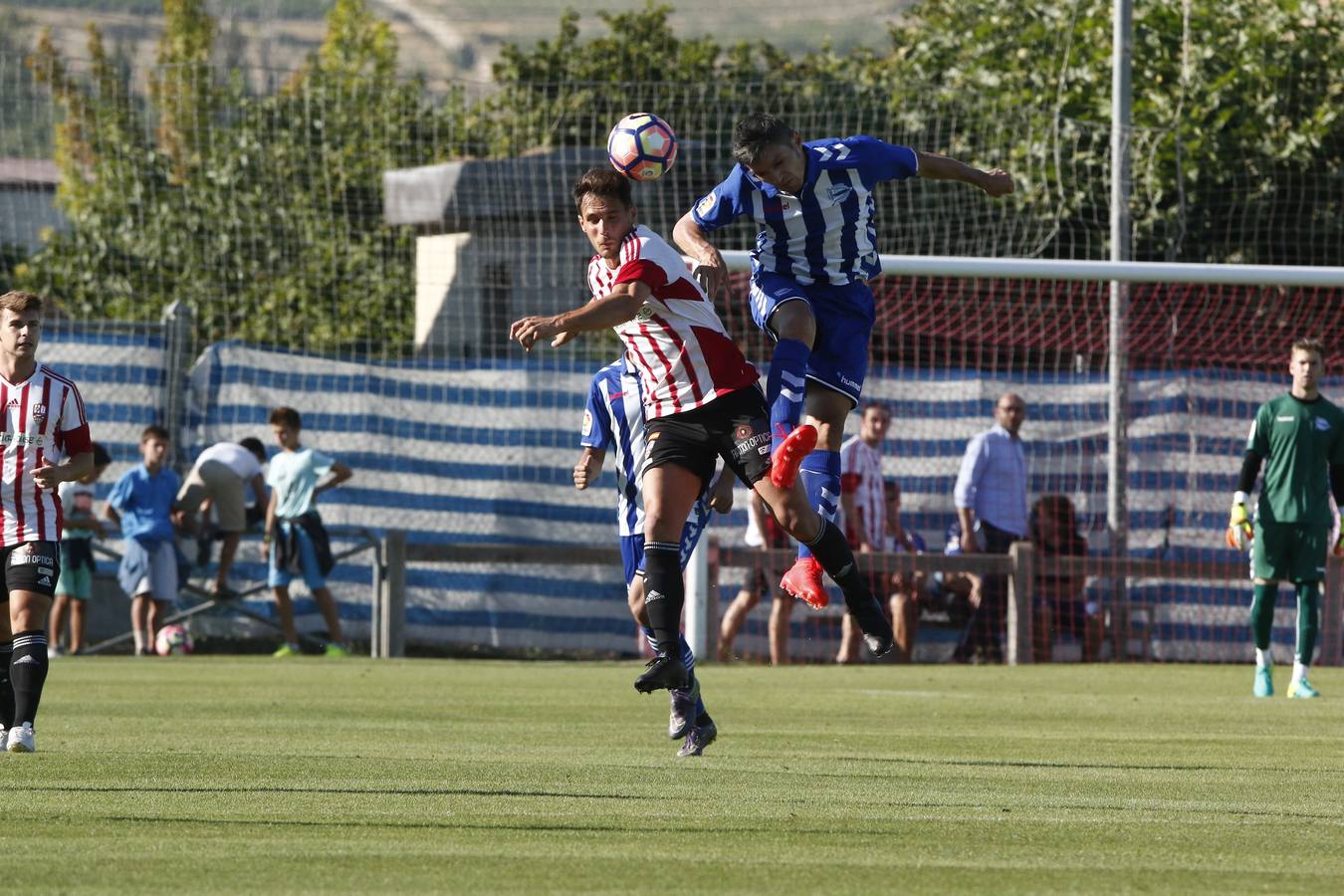 Alavés - U. D. Logroñés. Amistoso de pretemporada