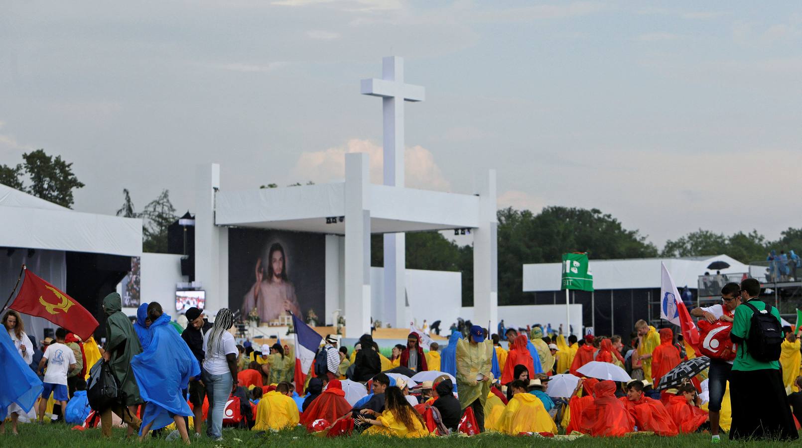Pasados por agua por ver a Francisco