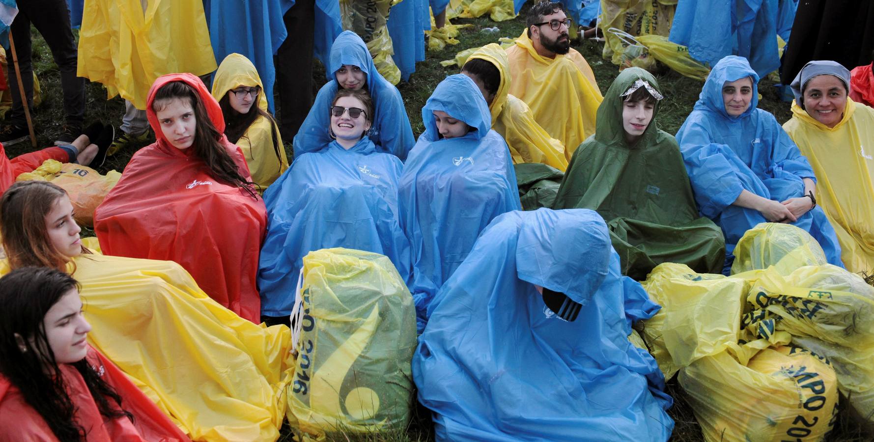 Pasados por agua por ver a Francisco