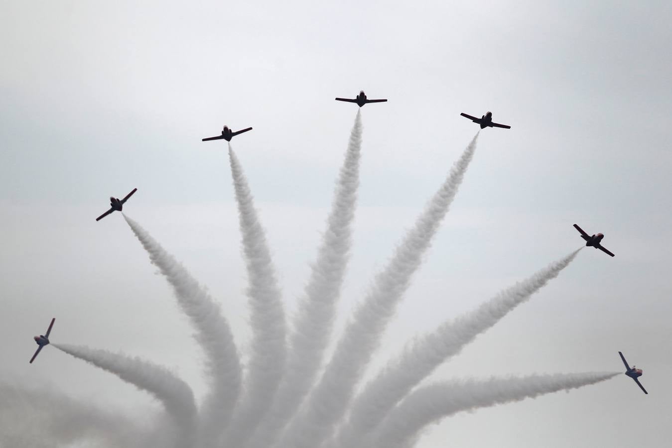 Exhibición aérea internacional en Málaga
