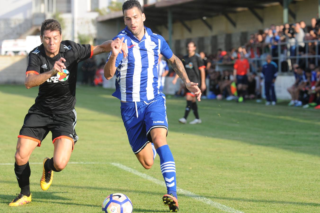 Partido amistoso entre el Alavés y la AFE