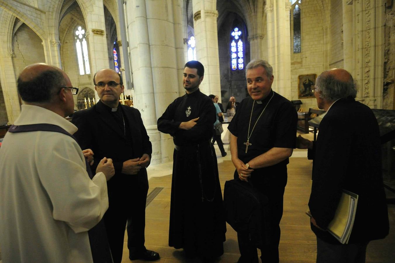 Vitoria y la comunidad religiosa da un emotivo adiós a su obispo emérito fallecido, Miguel Asurmendi