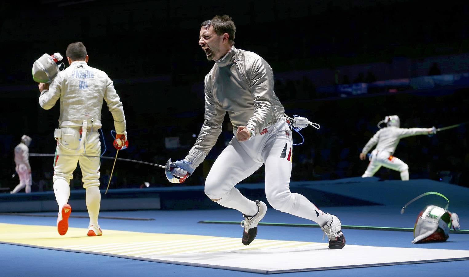 El alemán Matyas Szabo celebra su triunfo ante el búlgaro Pancho Paskov.